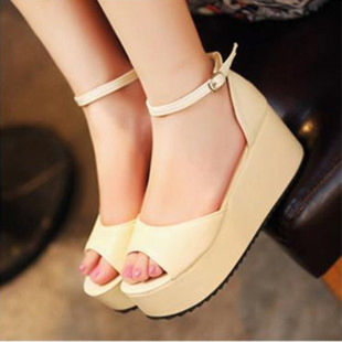  复古风新品鱼嘴防水台厚底松糕鞋坡跟女鞋波西米亚凉鞋女鞋子