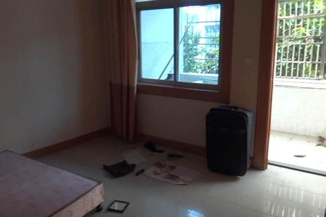 苍南县灵溪镇江湾小区2幢303室房产(第二次拍