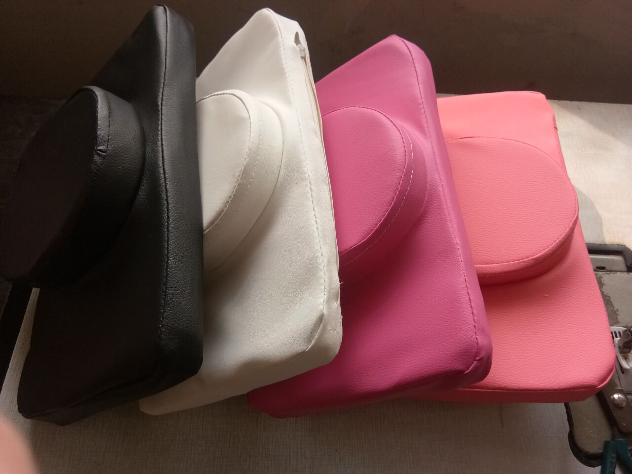 Beauty bed pillow Beauty Dedicated rectangle Cylinder Massage Table pillow circular Flex currencyin the Personal Care/Health/Massage equipment , Massage equipment , Massage Table category - from Buy2taobao.com to provide professional Taobao agent buy service
