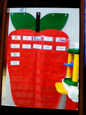 卡通苹果教案袋 儿童英文拼读学习挂袋 识字卡