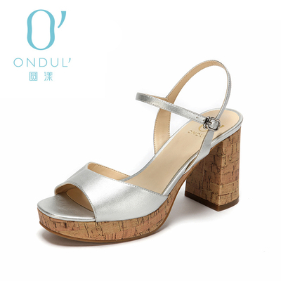 Daphne/达芙妮旗下圆漾 夏季时尚鱼嘴交叉裸带粗高跟鞋女凉鞋女鞋