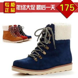  达芙妮短靴女正品 新款平底雪地马丁靴 DAE260710012 D05 D14 D29