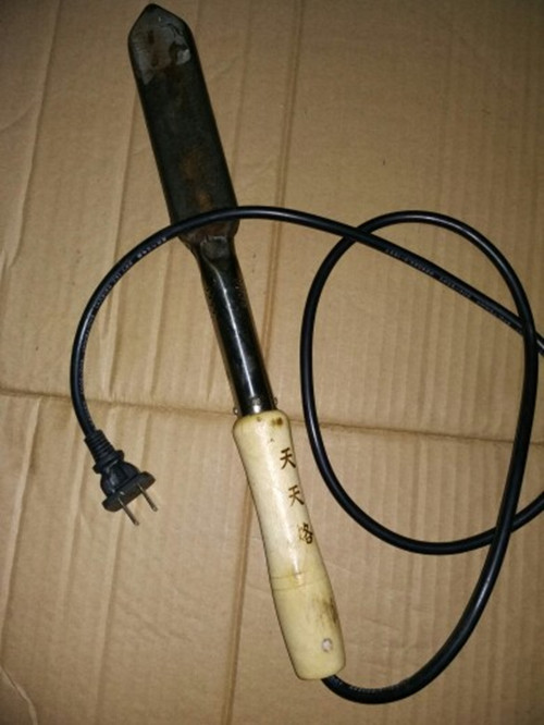 烙肉器/手烧烙肉器/电烙铁/烙猪毛/猪皮/多功能高频电烙铁在类目 厨房/烹饪用具, 烧烤/烘焙用具, 烧烤架炉/烧烤DIY用具, 其它烧烤用品中 - 来自Buy2taobao.com提供专业的淘宝代购服务