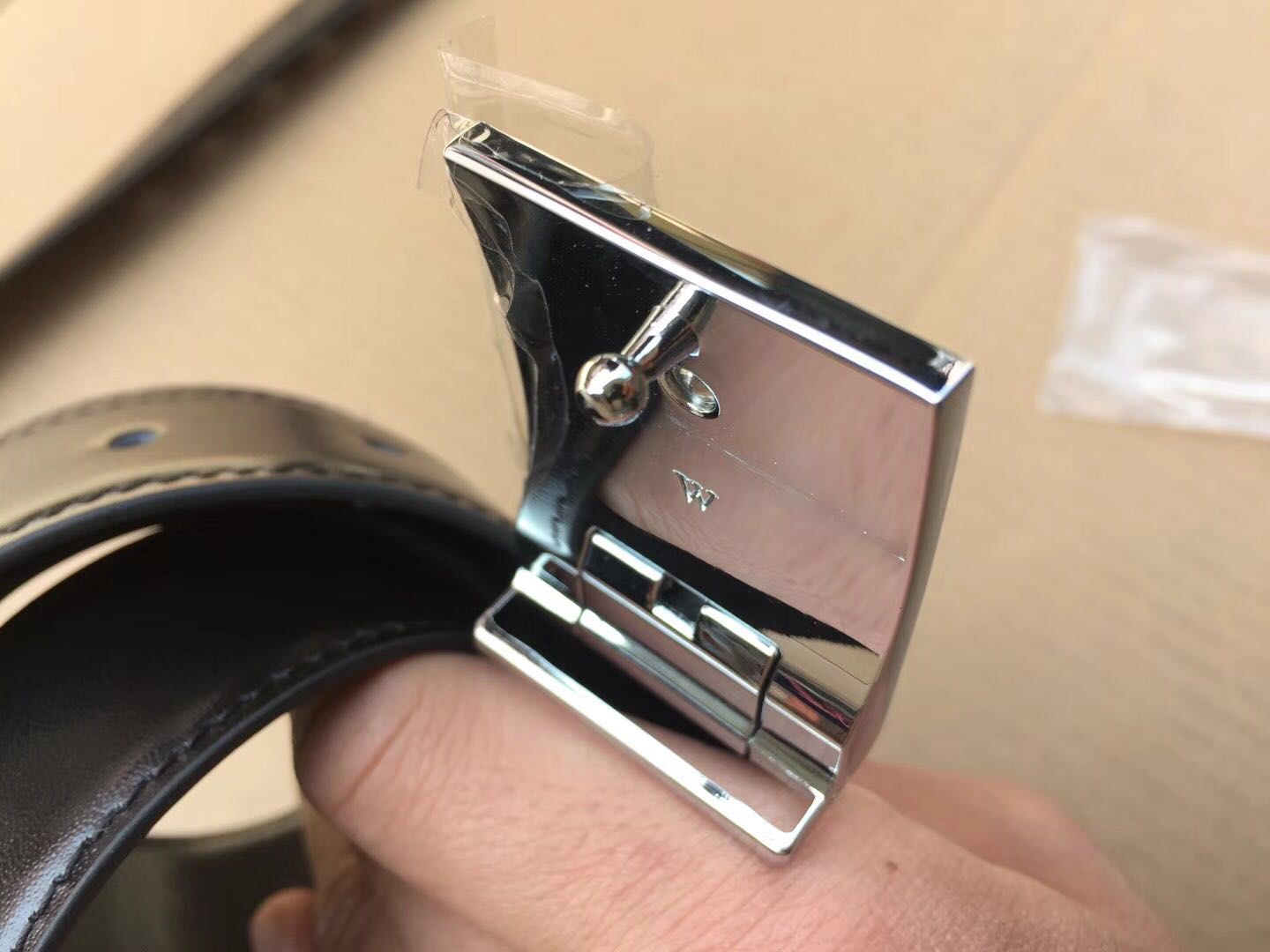 正品內腰帶 帶眼腰帶針扣皮帶 溫州百合花 黑色腰帶在類目 戶外/登山/野營/旅行用品, 軍迷服飾/軍迷用品, 軍迷配飾, 戰術腰帶/皮帶/腰封中 - 來自Buy2taobao.com提供專業的淘寶代購服務