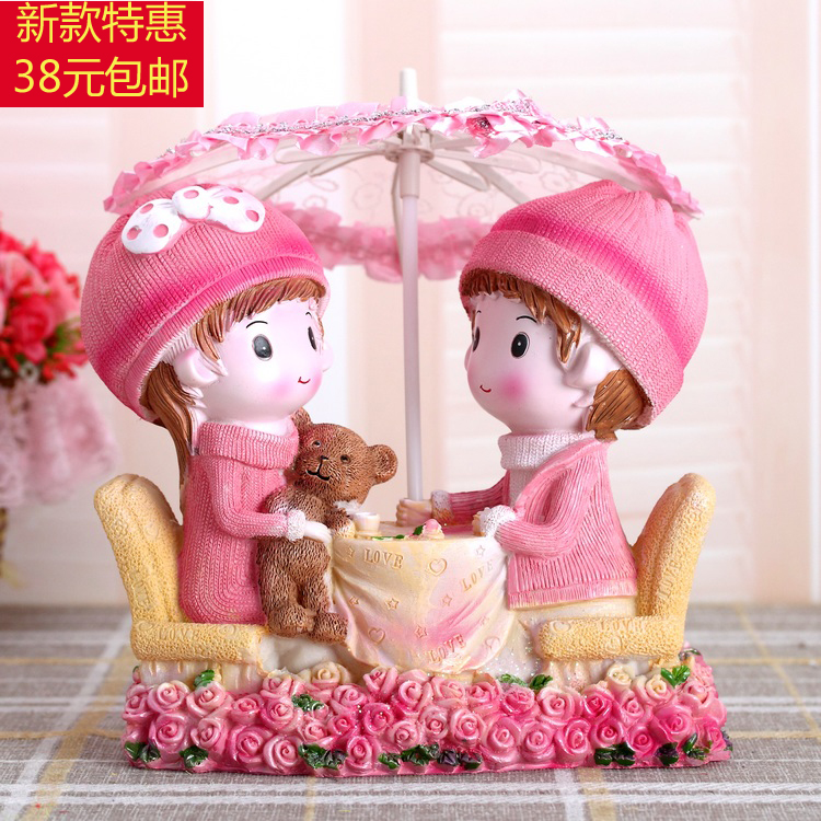 结婚礼物同桌的你树脂情侣娃娃时尚实用个性家居装饰品工艺品摆件 结婚礼物同桌的你树脂情侣娃娃时尚实用个性家居装饰品工艺品摆件