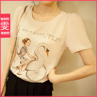 天鹅女孩圆领时尚显瘦...