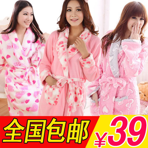 淘宝网热卖女士内衣/男士内衣/<em>家居服睡袍</em>/浴袍