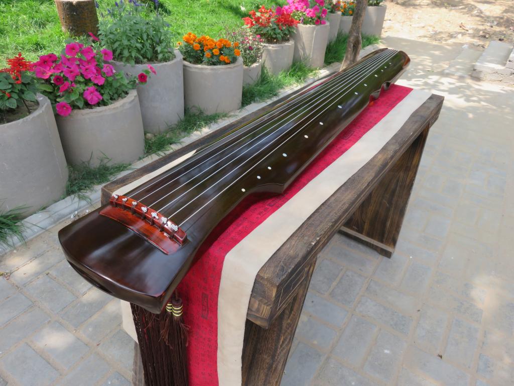 Paulownia Guqin Fu style Guqin beginner Dedicated Tuner teaching materialin the Musical Instruments/Guitar/Piano/Fitting , Folk instruments , Ethnic plucked instruments , Guqin category - from Buy2taobao.com to provide professional Taobao agent buy service