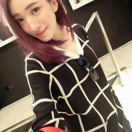 复古撞色格子打底衫...