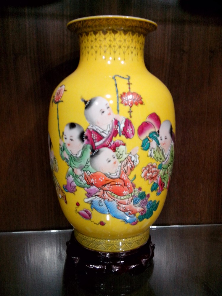 精品 大师手绘花瓶 景德镇陶瓷器名人名作粉彩瓷 詹春生 童子接福在类目 家居饰品, 花瓶/花器/仿真花/仿真饰品, 花器/花瓶, 花瓶中 - 来自Buy2taobao.com提供专业的淘宝代购服务