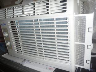 实体店铺小一匹窗式空调 省电 10平米以下空间