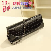 Bag new 2013 bag handbag diagonal bag crocodile pattern chain Clutch Korean version of the influx