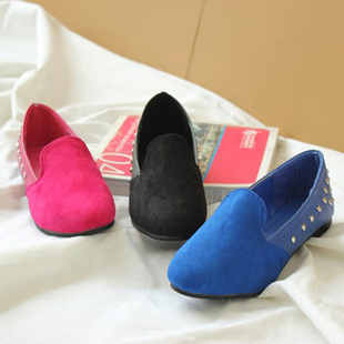  春款新品欧美明星街拍英伦复古金属铆钉平跟单鞋休闲鞋女鞋子