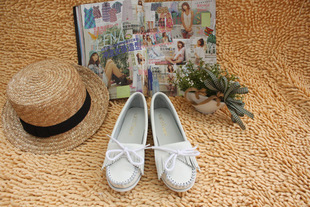  新款迷你唐卡单鞋 牛皮女鞋英伦流苏小白鞋平底船鞋 包邮特价