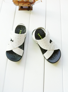  儿童夏季凉鞋新款男宝宝牛皮沙滩鞋女童镂空凉鞋韩版真皮特价