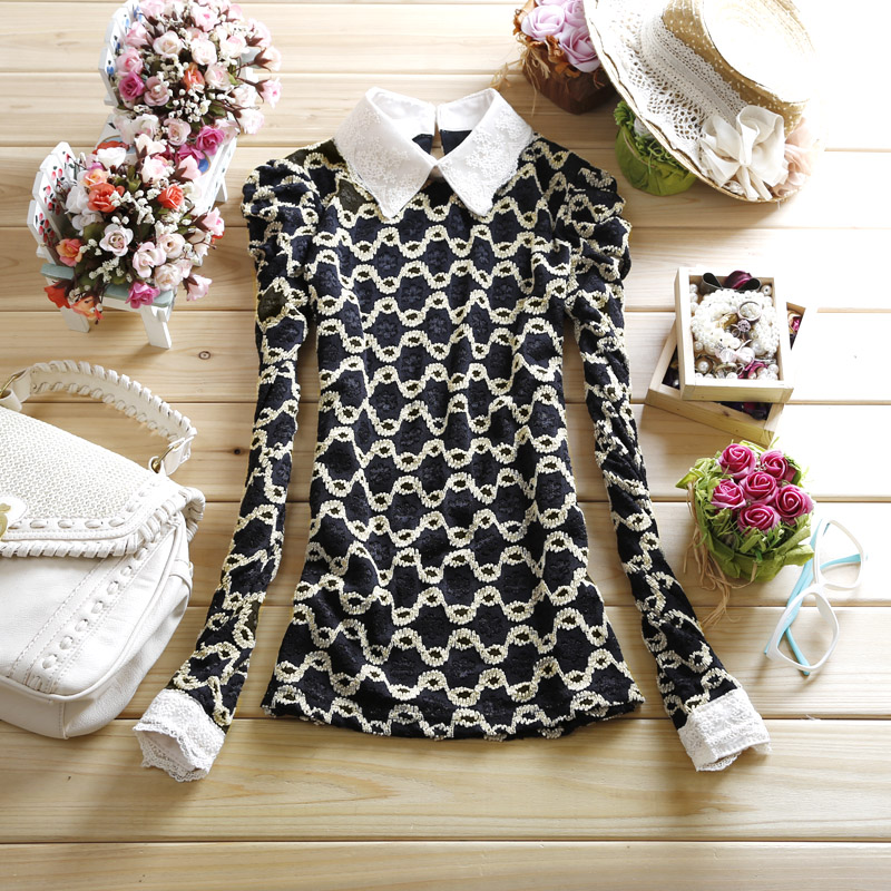 女装翻领刺绣衬衫...