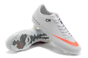  促销耐克刺客C罗个人专属第6代(真碳纤维)TPU底FG比赛足球鞋耐磨
