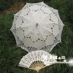 婚紗照攝影道具新娘結婚傘蕾絲花邊大紅色長柄傘婚慶禮品傘+扇子在類目 居家日用, 傘/雨具/防雨/防潮, 傘中 - 來自Buy2taobao.com提供專業的淘寶代購服務