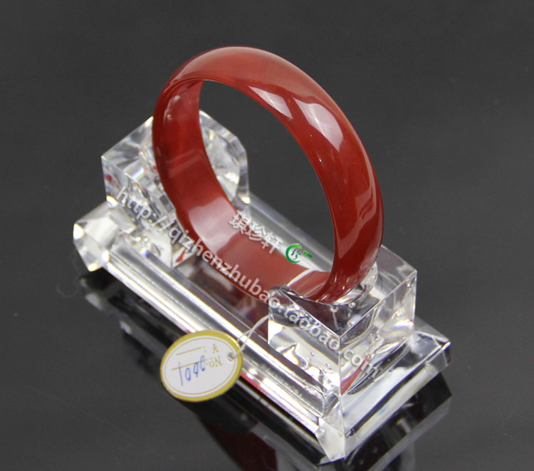 天然巴西红玛瑙手镯 女款玉镯饰品 内径54-62mm 一物一拍 批发 天然巴西红玛瑙手镯 女款玉镯饰品 内径54-62mm 一物一拍 批发