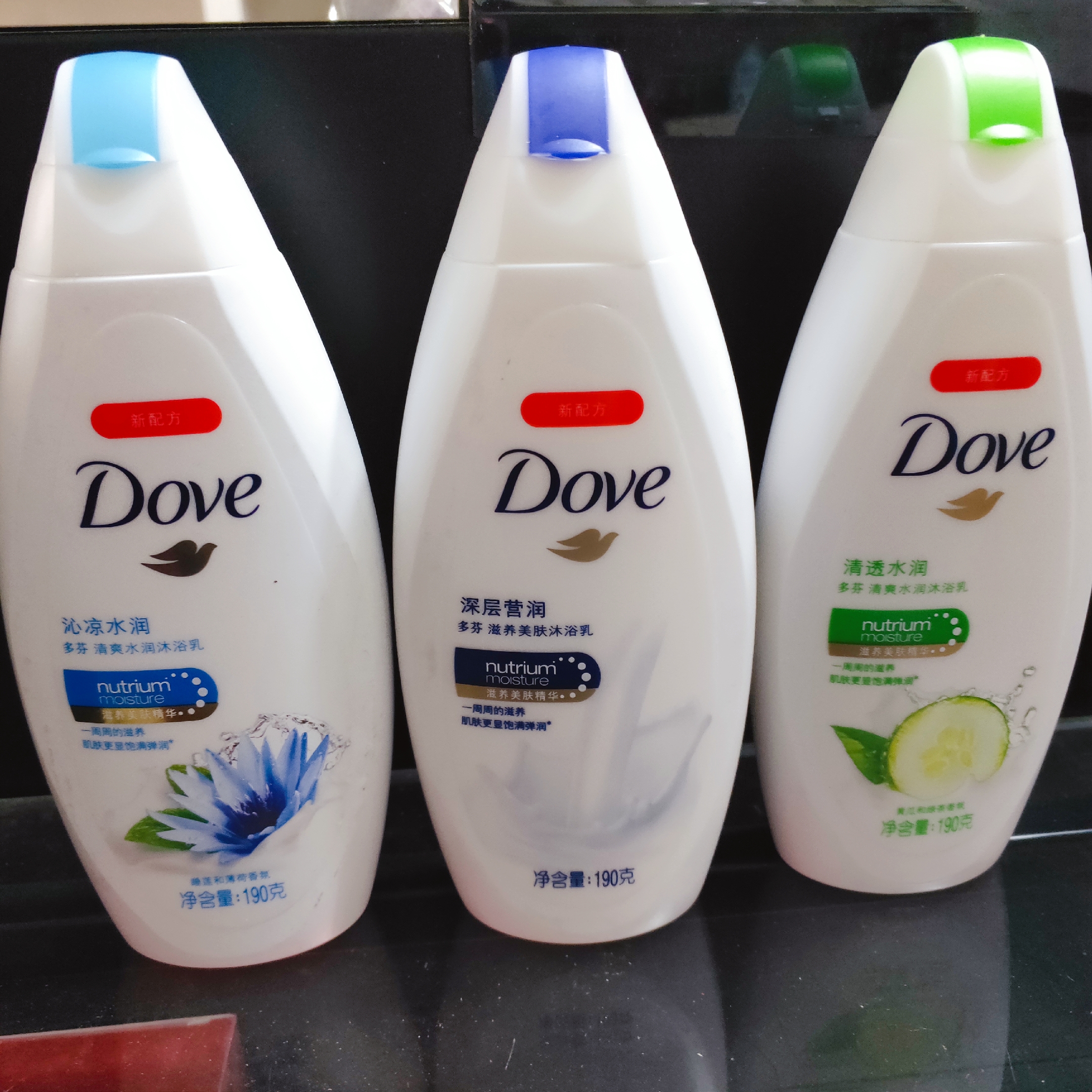 現貨多芬清透水潤沐浴乳露190ml 黃瓜和綠茶香氛 2020年 五瓶包郵在類目 洗護清潔劑/衛生巾/紙/香薰, 洗髮沐浴/個人清潔, 身體清潔, 沐浴露中 - 來自Buy2taobao.com提供專業的淘寶代購服務