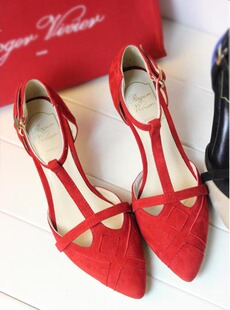  RV新款凉鞋 尖头舒适复古红色中跟鞋 欧美风优雅女鞋 真皮婚鞋