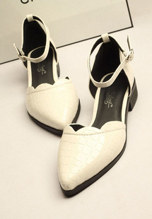  英伦风欧美简约复古学生鞋布洛克女鞋平底鞋尖头鞋单鞋侧空凉鞋潮