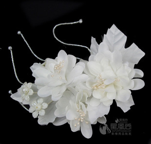  新品新娘头花头饰结婚饰品 婚纱影楼舞台造型婚庆发饰品白色套装