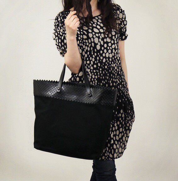 日本代购BOTTEGA VENETA宝缇嘉<em>BV女包手</em>
