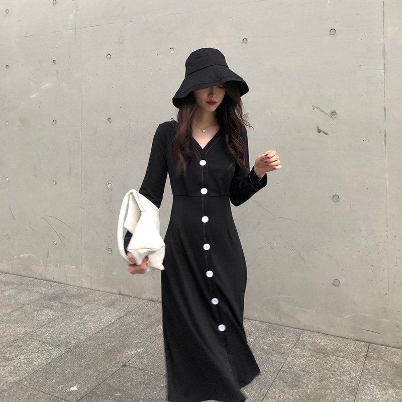 egg山本風氣質法國小衆法式少女茶歇桔梗複古黑色打底連衣裙秋冬在類目 3C數碼配件, 手機配件, 手機充電器中 - 來自Buy2taobao.com提供專業的淘寶代購服務