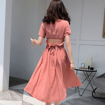 超火的超仙冷淡风连衣裙极简露腰粉色港味复古裙子女夏小清新 腰