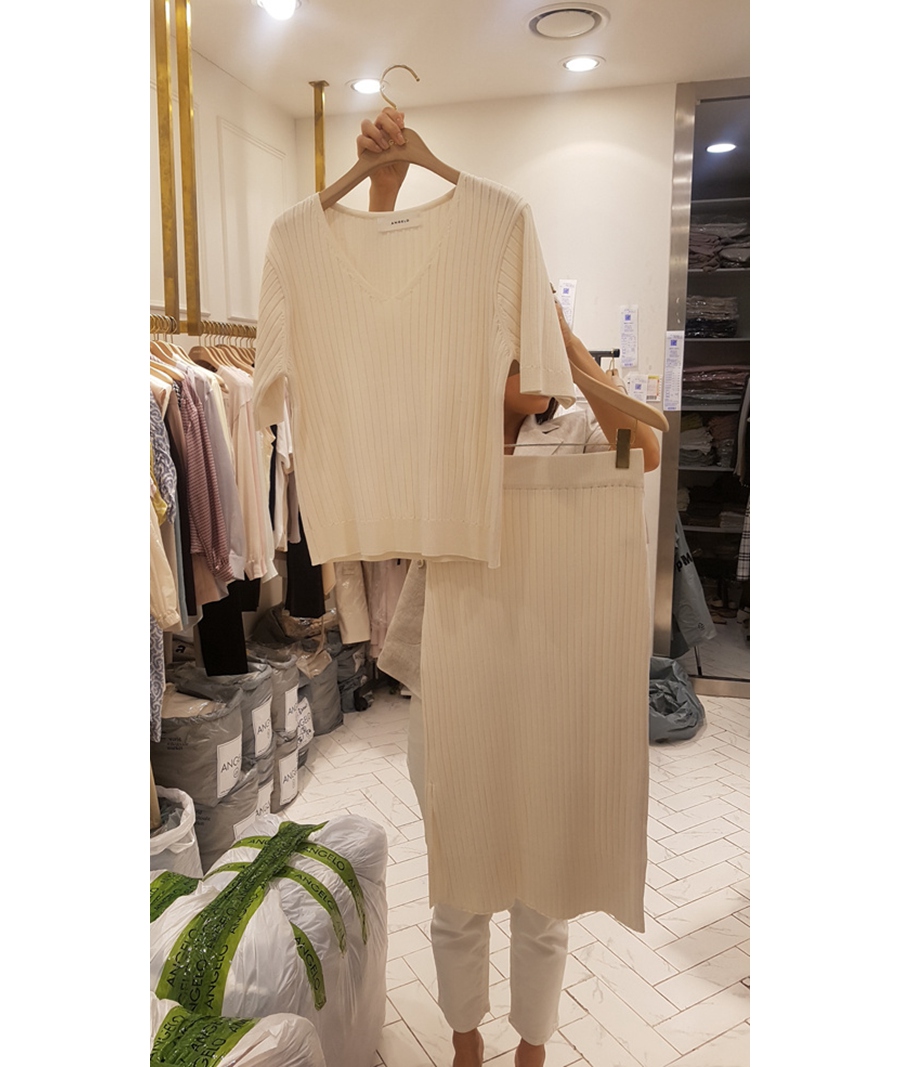 the republic of korea Dongdaemun Agency purchase new pattern Women's wear Angelo-AP lady leisure time knitting Versatile longuette suit Fin the Children/Baby/Family fitted , Skirt(New) , Skirts category - from Buy2taobao.com to provide professional Taobao agent buy service