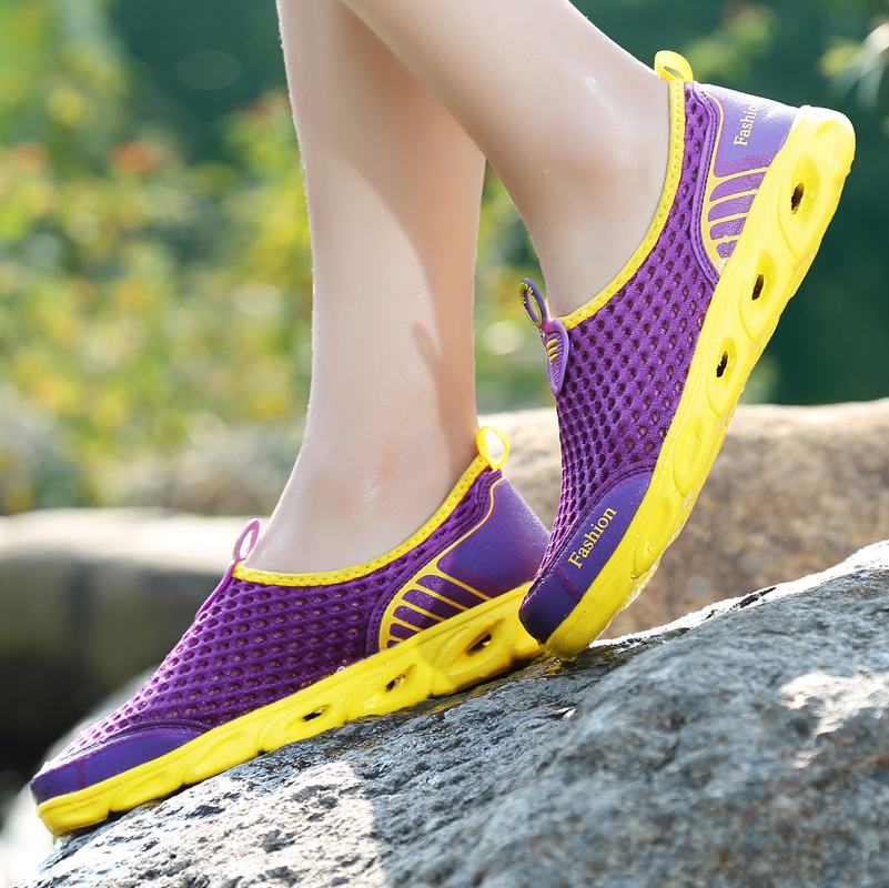 new pattern Upstream shoes Running shoes Wading Quick drying Breathable shoes summer outdoors Fishing shoes Crocs Beach shoesin the Outdoor/Mountaineer/Camping/Travel Goods , Outdoor footwear , Upstream shoes category - from Buy2taobao.com to provide professional Taobao agent buy service
