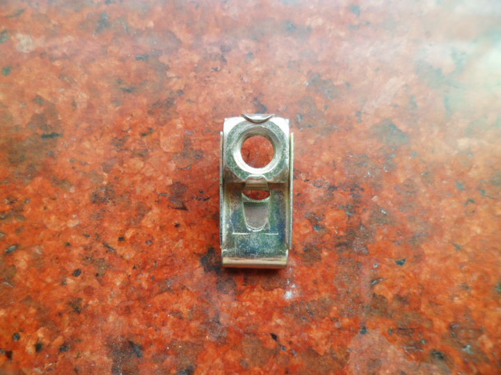 奇瑞QQ A5 风云2 牌照螺丝 旗云 QQme M1 A3优翼牌照夹片在类目 汽车/用品/配件/改装, 汽车外饰品/加装装潢/防护, 汽车外饰品, 车牌架/牌照托中 - 来自Buy2taobao.com提供专业的淘宝代购服务