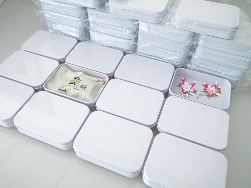 马口铁铁盒 饰品盒 白色铁盒包装 电子配件盒 五金盒 故宫贴纸盒在类目 收纳整理, 家庭收纳用具, 收纳盒, 其他收纳盒中 - 来自Buy2taobao.com提供专业的淘宝代购服务