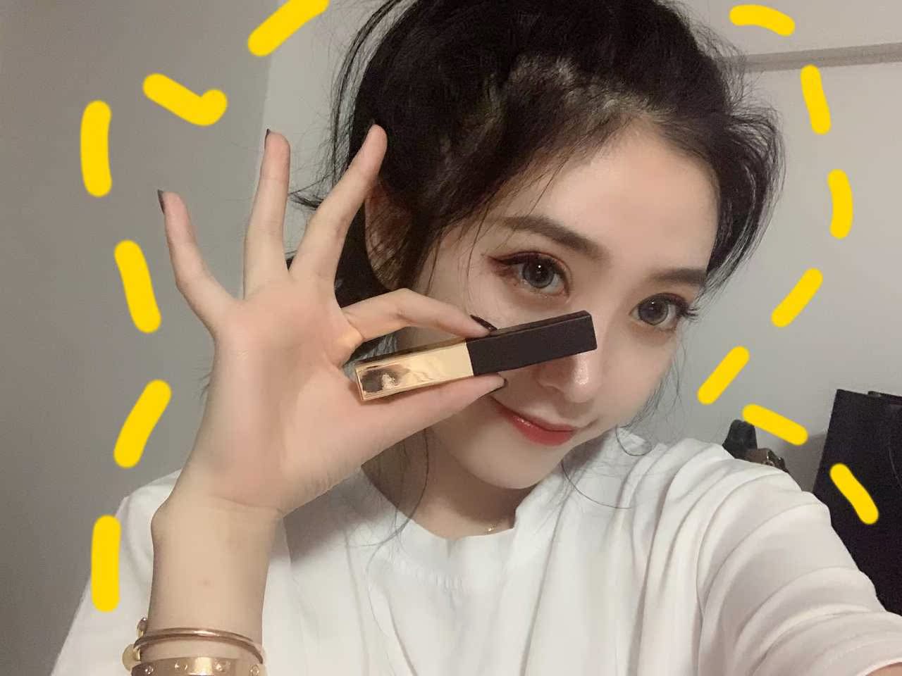 【韩笑平价小金条口红】秒杀29.9 买二送一!!!在类目 彩妆/香水/美妆工具, 唇膏/口红中 - 来自Buy2taobao.com提供专业的淘宝代购服务