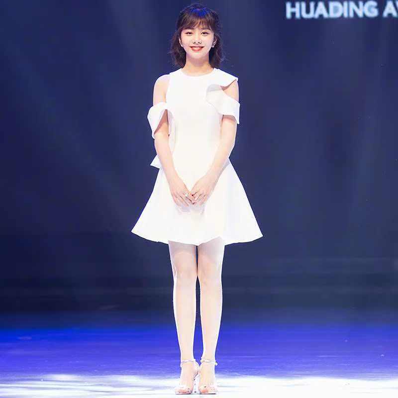 Autumn new pattern Evening dress 2018 new pattern banquet Noble grace have cash less than that is registered in the accounts strapless Dress Dress skirt Cheapin the Women's clothing/Boutique , Wedding/Cheongsam/Formal dress , Formal dress/Evening category - from Buy2taobao.com to provide professional Taobao agent buy service