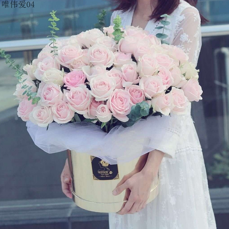 金色套二花束圆形抱抱桶 玫瑰花盒 高档鲜花礼盒礼品包装盒在类目 个性定制/设计服务/DIY, 包装用品定制, 其它定做类中 - 来自Buy2taobao.com提供专业的淘宝代购服务