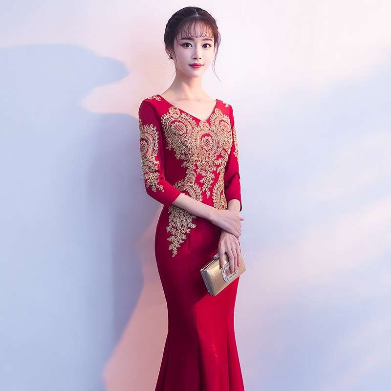 新娘敬酒服2018新款冬季红色长款感V领修身鱼尾结婚晚礼服裙女在类目 女装/女士精品, 婚纱/旗袍/礼服, 礼服/晚装中 - 来自Buy2taobao.com提供专业的淘宝代购服务