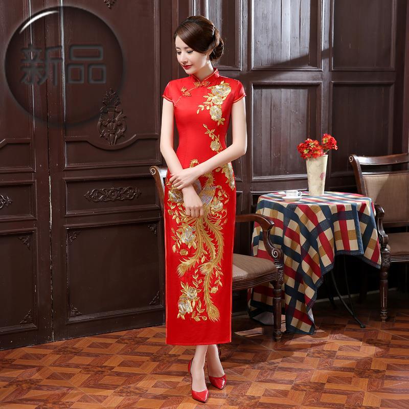 新中国风修身青花瓷迎宾礼服结婚庆典旗袍长款主持礼仪晚C礼服出在类目 女装/女士精品, 婚纱/旗袍/礼服, 旗袍中 - 来自Buy2taobao.com提供专业的淘宝代购服务