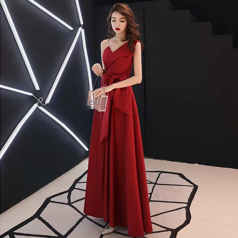 新娘敬酒服2019新款春季时尚气质优雅长款修身红色结婚晚礼服裙女在类目 女装/女士精品, 婚纱/旗袍/礼服, 礼服/晚装中 - 来自Buy2taobao.com提供专业的淘宝代购服务