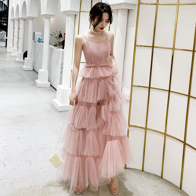 很仙的晚礼服2019宴会高贵气质长款主持人礼服女简单大方小连衣裙在类目 女装/女士精品, 婚纱/旗袍/礼服, 礼服/晚装中 - 来自Buy2taobao.com提供专业的淘宝代购服务