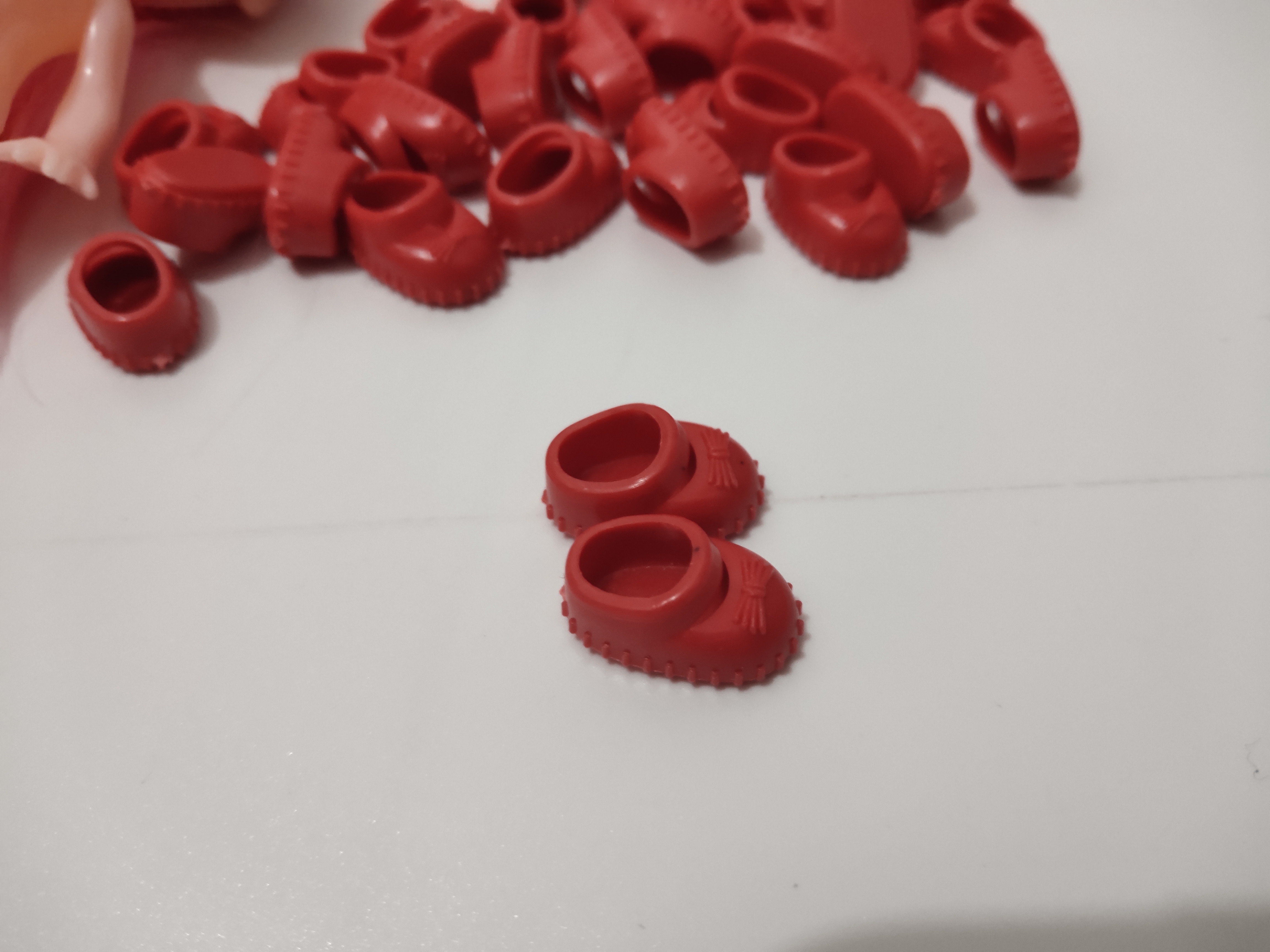 9cm12cm迷糊娃娃芭比娃娃鞋子一双价格|ruв категории игрушка/коляска/головоломка/блоки/модель, кукла/аксессуары - от Buy2taobao.com для оказания профессиональной услуги покупки агента Taobao