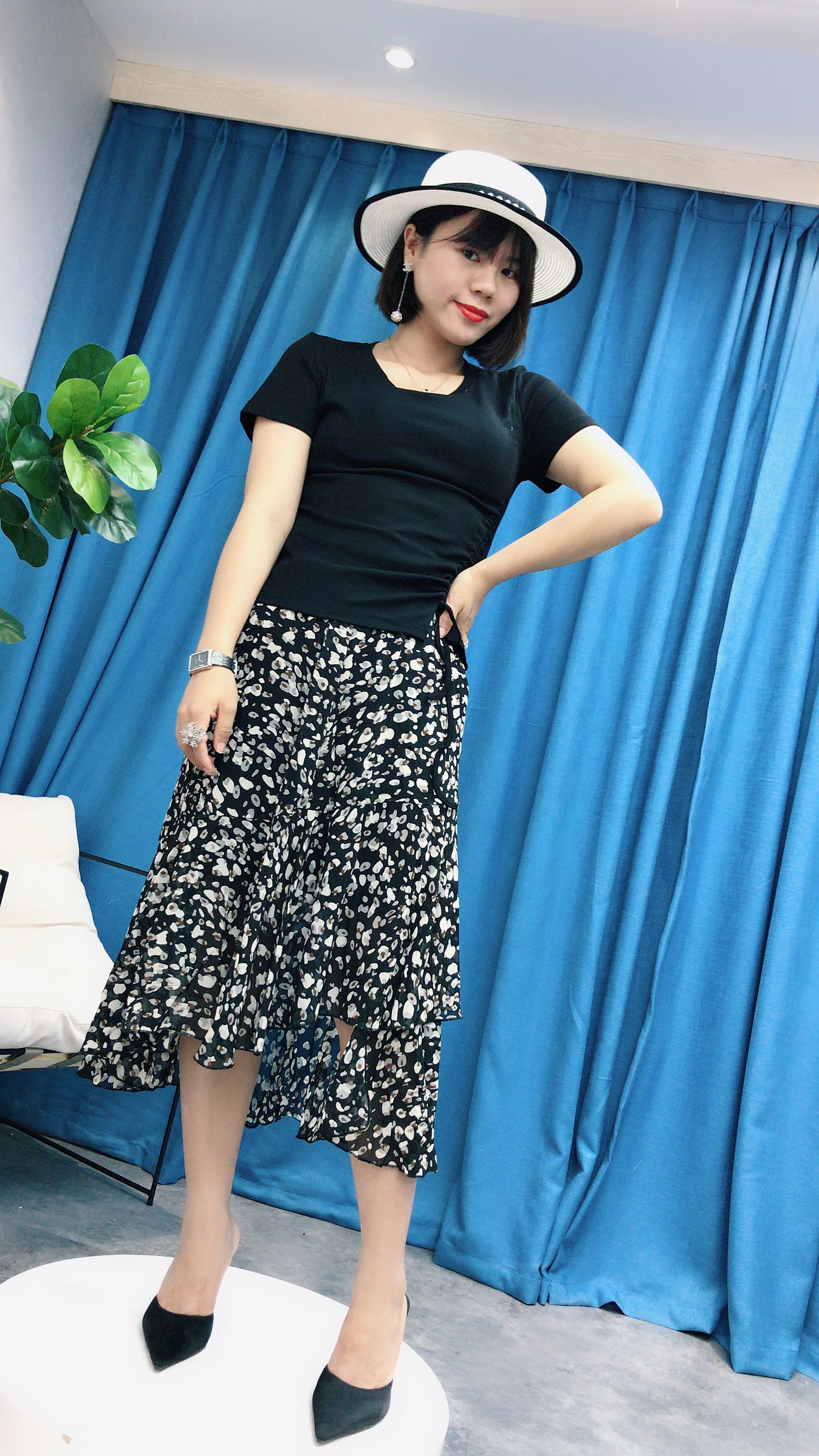 碎花黑白配色简约时尚田园风半身长裙配单色系收腰T恤短袖MTI0ZXK|msdalam kategori Butik wanita / wanita, baju-T - dari Buy2taobao.com untuk memberikan perkhidmatan ejen Taobao profesional membeli