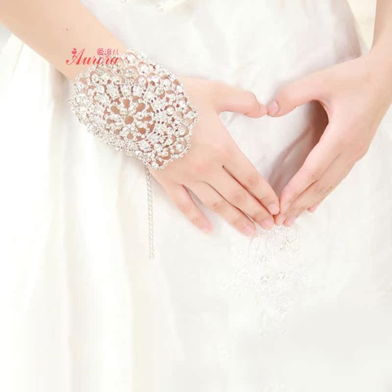 The bride wedding accessories show luxury diamond Wristlet|ruв категории Аксессуары, свадебное платье, аксессуары, свадебное перчатки - от Buy2taobao.com для оказания профессиональной услуги покупки агента Taobao