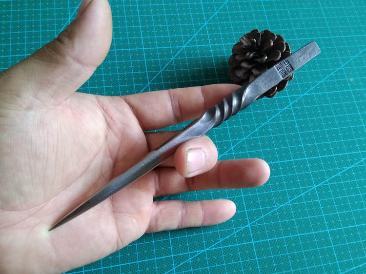 老铁匠传统手工锻造不锈钢茶刀 普洱茶 黑茶 茶刀 茶针 茶锥 包邮在类目 餐饮具, 茶具, 茶道/零配中 - 来自Buy2taobao.com提供专业的淘宝代购服务