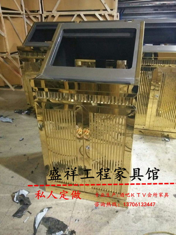 定做KTV酒吧点歌机柜 功放柜子 斜面触摸屏置放柜 不锈钢点歌台在类目 商业/办公家具, 娱乐/酒吧/KTV家具, 红酒架/柜中 - 来自Buy2taobao.com提供专业的淘宝代购服务