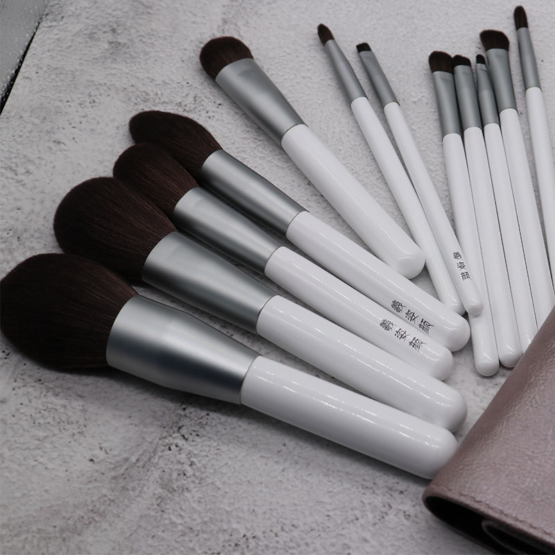 Xi Zi Yan 12 Cosmetic brush suit beginner full set animal Hair brush Cosmetics tool Eye shadow brush Foundation brushin the Makeup/Perfume/Beauty tools , Other Beauty Tools , Cosmetic brush set category - from Buy2taobao.com to provide professional Taobao agent buy service