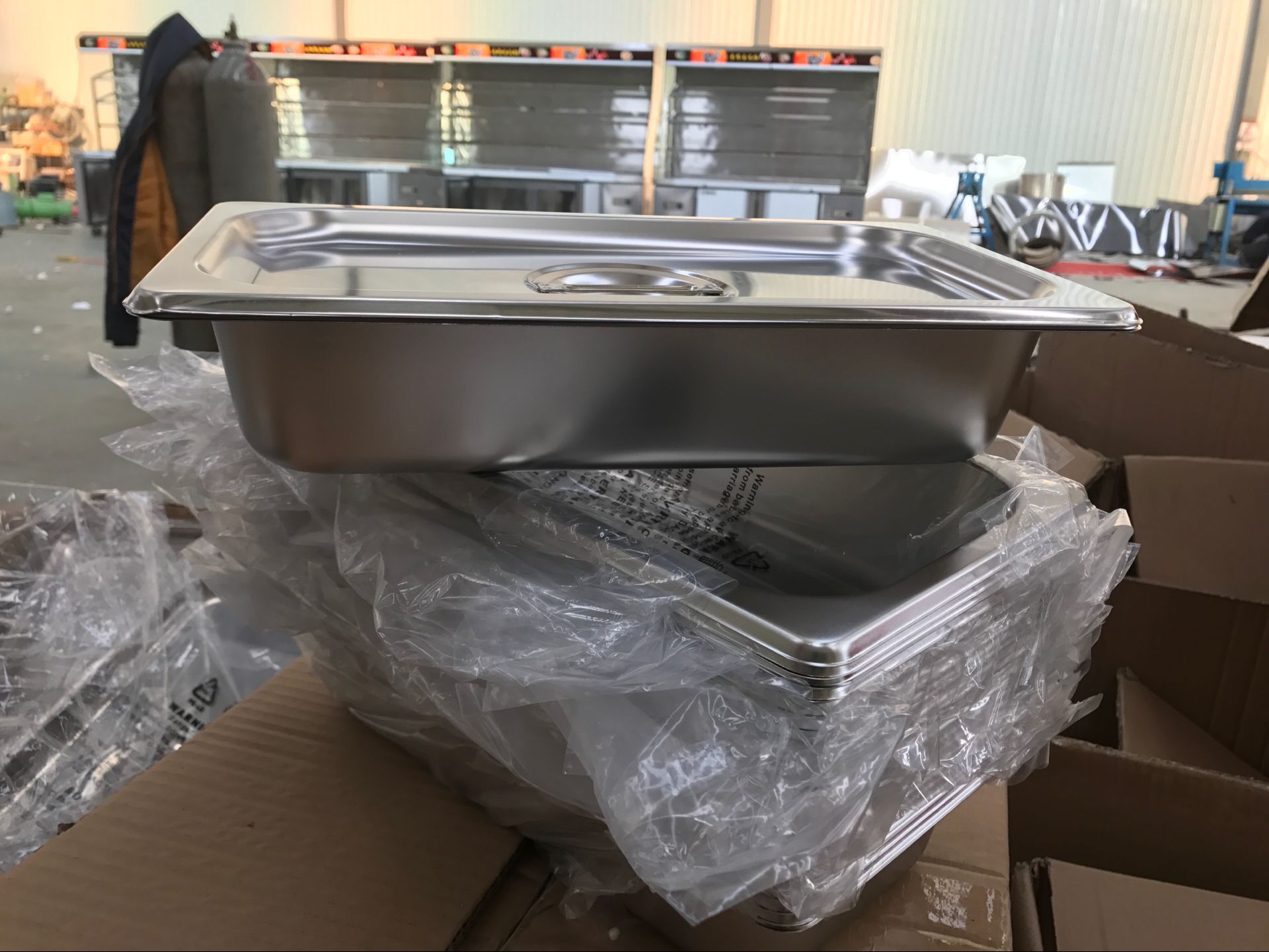 麻辣烫柜不锈钢份数盆雪糕冰淇淋长方形盛菜盒食物盆带盖在类目 餐饮具, 餐具, 盆中 - 来自Buy2taobao.com提供专业的淘宝代购服务