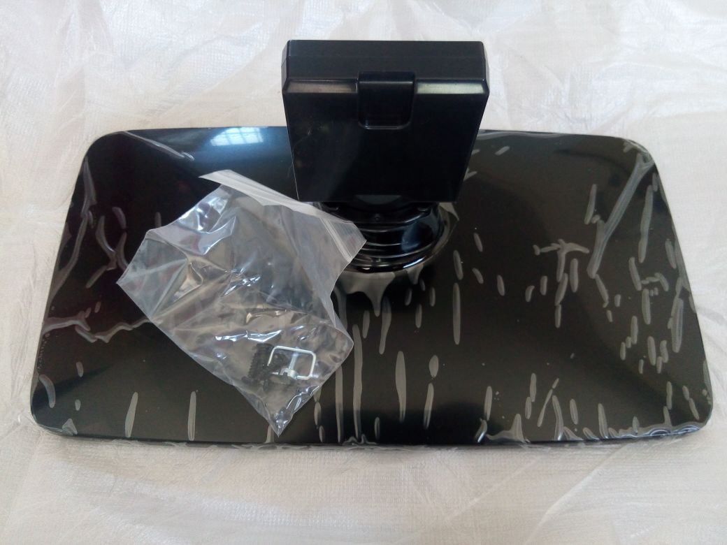 brand new Original factory Skyworth TV tables 32E530S 32E30SE 32E20ST 32E600F quality goodsin the Large household appliances , Large appliance parts , TV Accessories , TV Stand category - from Buy2taobao.com to provide professional Taobao agent buy service