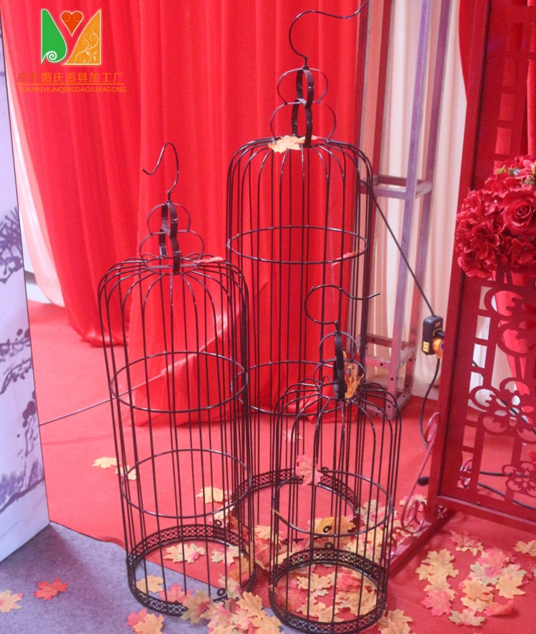 原野欧式装饰铁艺鸟笼白色落地大号吊挂装饰鸟笼婚庆道具在类目 节庆用品/礼品, 其它节庆用品中 - 来自Buy2taobao.com提供专业的淘宝代购服务